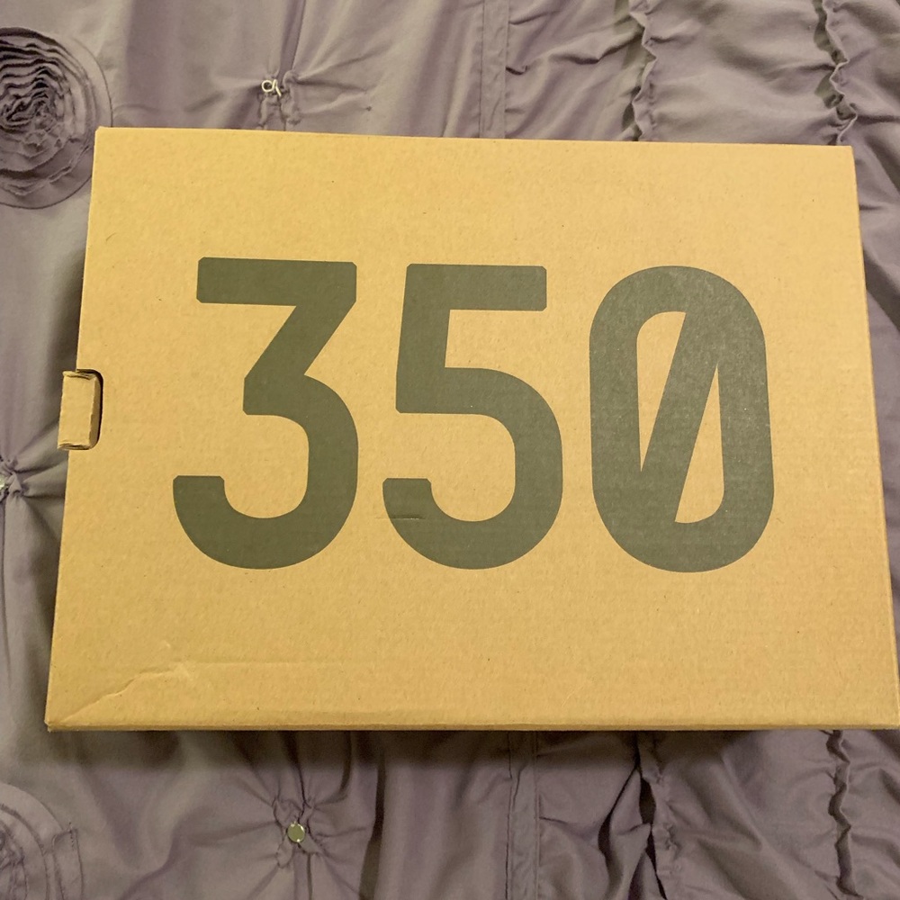 Yeezy Boost 350 creams